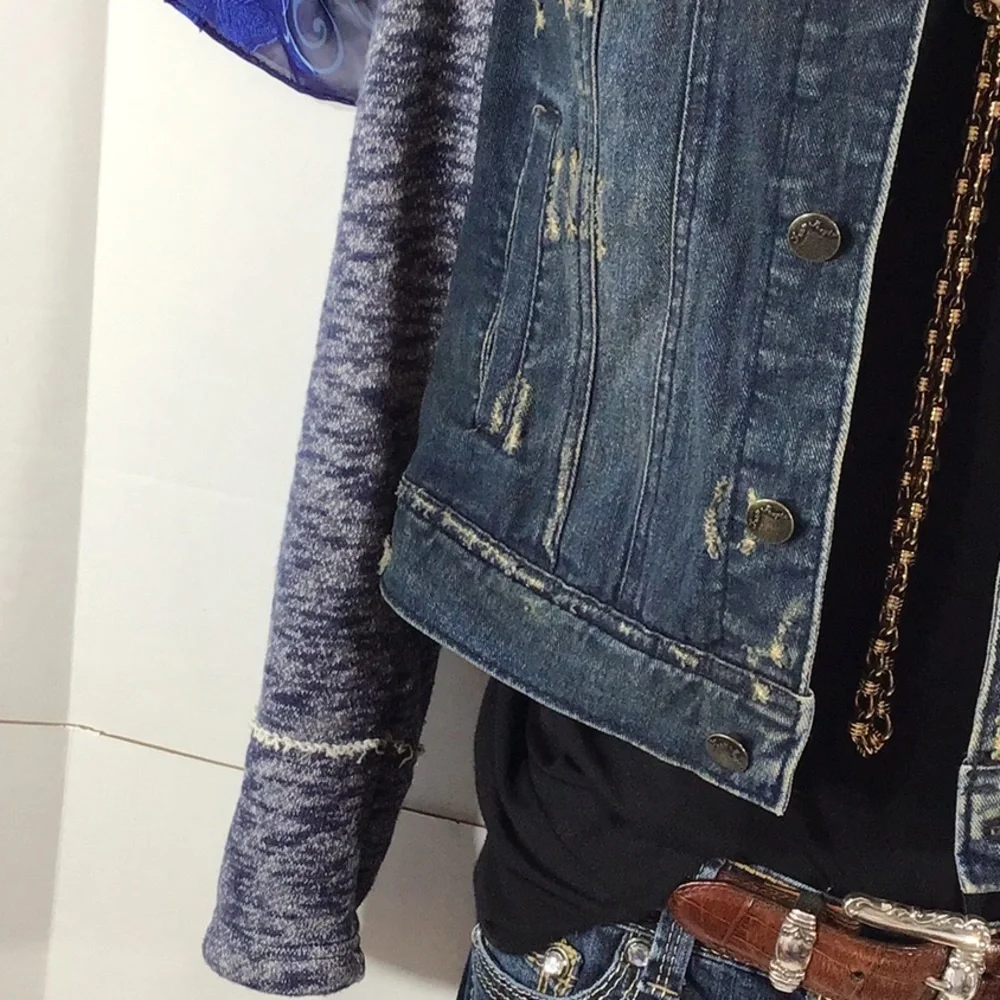 Free People hooded distressed cropped denim jacket XS - Picture 5 of 12
